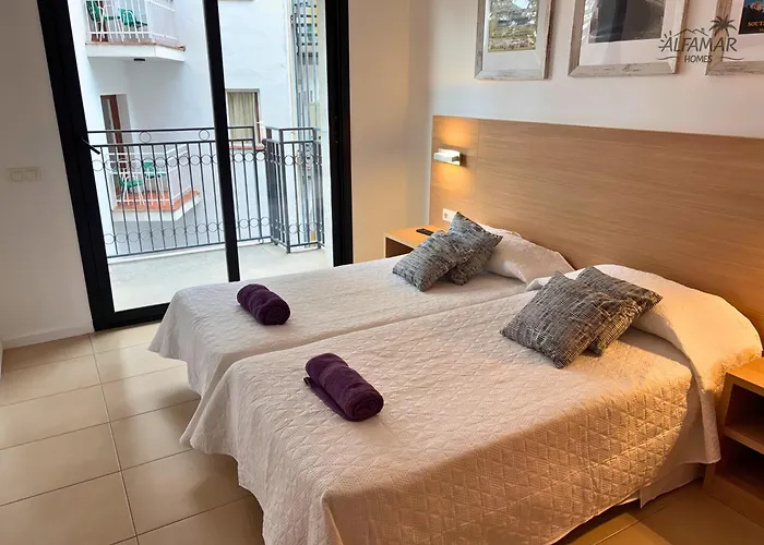 Kioto - Modern With Parking & Swimming Pool Appartement *